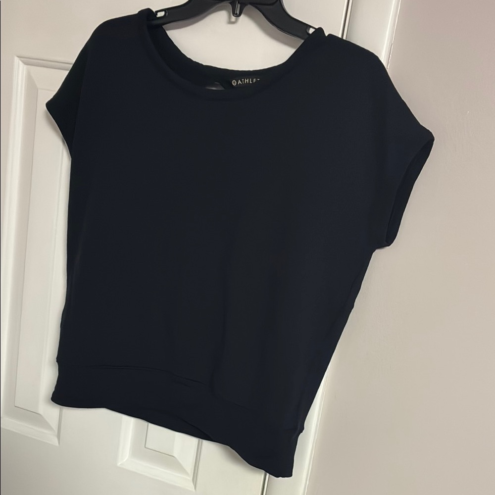 Athleta Cut Out Back Women's Athletic Top